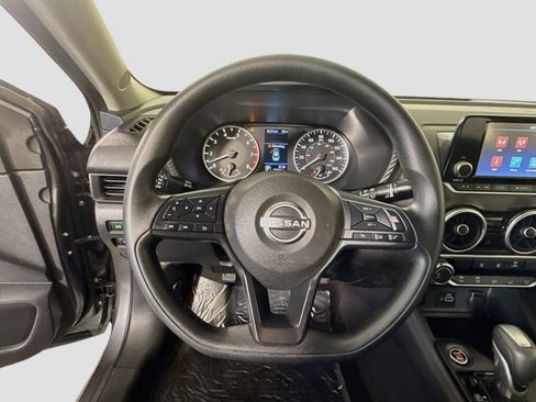 Used 2025 Nissan Sentra S FWD image 13