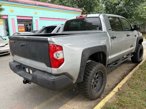 Used 2017 Toyota Tundra SR5 w/ SR5 Upgrade Package AWD/4WD image 5