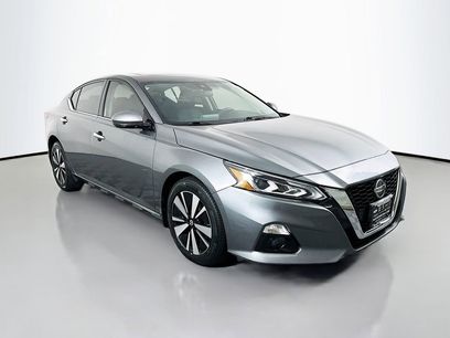 Used 2022 Nissan Altima 2.5 SL