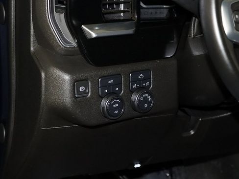 Used 2023 Chevrolet Silverado 1500 LT image 26