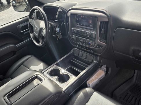 Used 2014 GMC Sierra 1500 SLT w/ All-Terrain Package AWD/4WD image 10