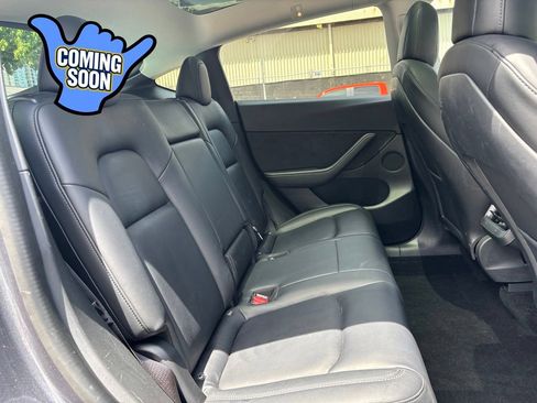 Used 2021 Tesla Model Y 2WD image 10