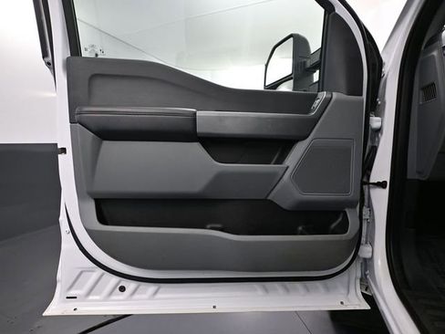 Used 2024 Ford F350 XLT w/ FX4 Off-Road Package image 19