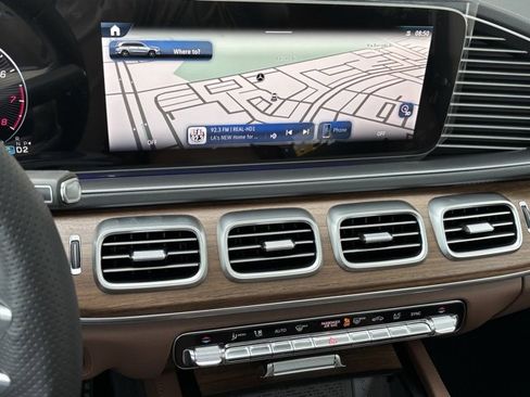 New 2025 Mercedes-Benz GLS 580 4MATIC image 27