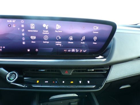 Used 2024 Buick Envision Preferred image 9