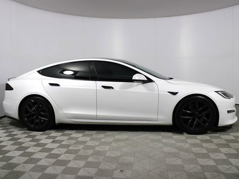 Used 2022 Tesla Model S Plaid image 37