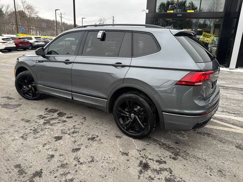 Used 2024 Volkswagen Tiguan SE R-Line image 3