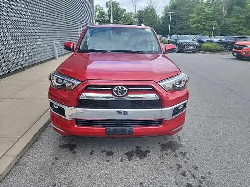 Used 2023 Toyota 4Runner Limited AWD/4WD image 15
