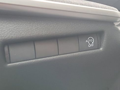 New 2026 Nissan Kicks SV image 25