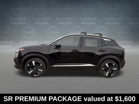Used 2026 Nissan Kicks SR w/ SR Premium Package AWD/4WD image 2
