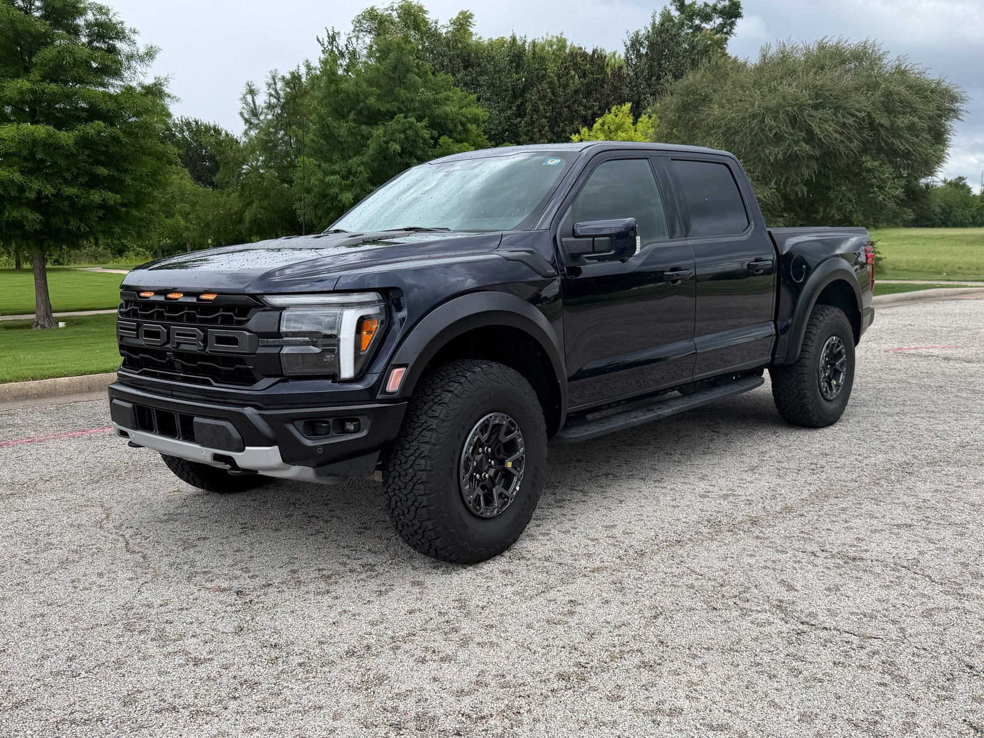 Used 2026 Ford F150 Raptor AWD/4WD image 1