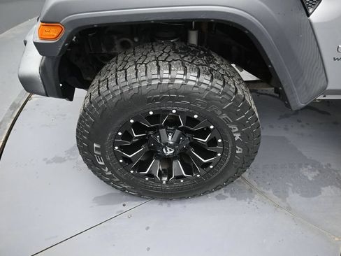 Used 2018 Jeep Wrangler Unlimited Sport AWD/4WD image 33