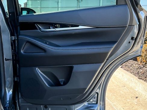 Certified 2025 INFINITI QX60 Pure image 17