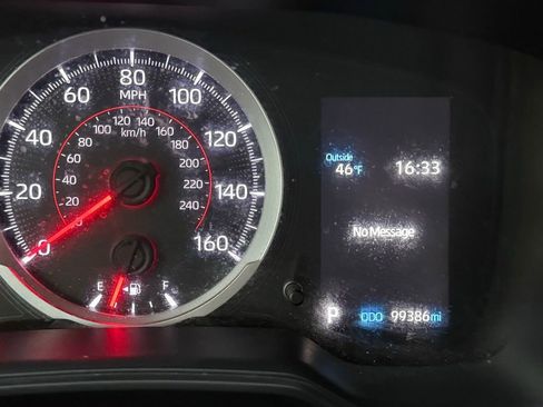 Used 2021 Toyota Corolla SE w/ Carpet Mat Package (TMS) image 27