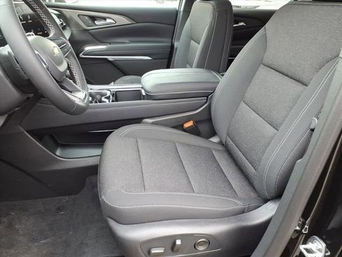 New 2026 Chevrolet Traverse LT image 6