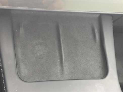 Used 2021 Tesla Model 3 Standard Range Plus image 22