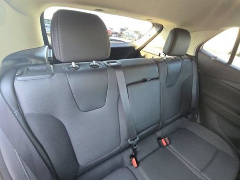Used 2025 Buick Encore GX Preferred w/ Comfort Package FWD image 13