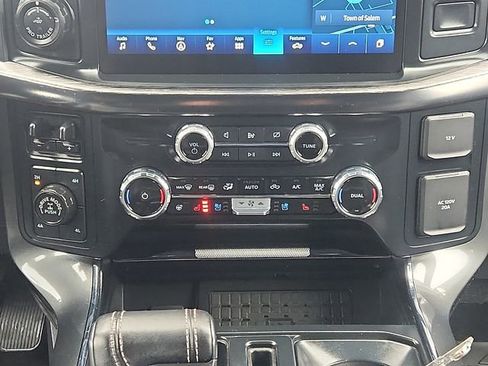 Certified 2023 Ford F150 Lariat w/ Equipment Group 502A High image 17