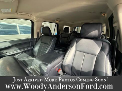 Used 2024 Ford Expedition XLT RWD image 6