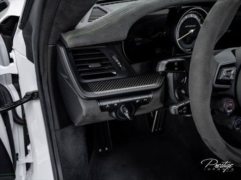 Used 2024 Porsche 911 GT3 RS RWD image 32