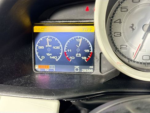 Used 2010 Ferrari 458 Italia Coupe RWD image 27