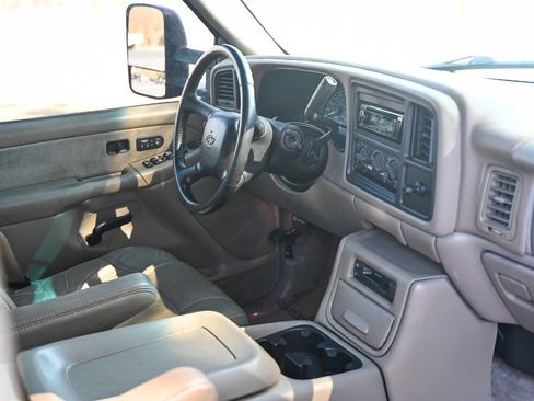 Used 2001 Chevrolet Silverado 3500 LT image 61