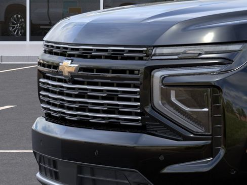 New 2026 Chevrolet Suburban High Country w/ Sun And Tow Package AWD/4WD image 37