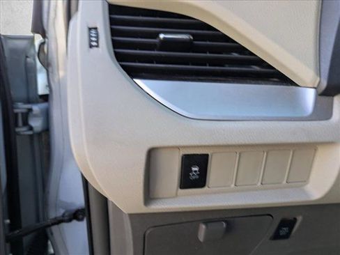 Used 2015 Toyota Sienna LE image 10