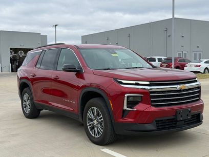 Certified 2025 Chevrolet Traverse LT