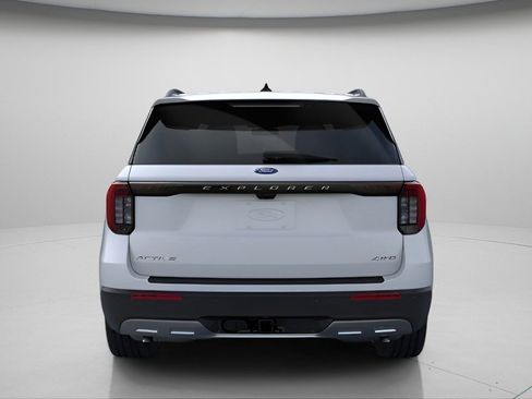 New 2026 Ford Explorer Active image 5