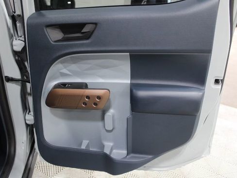 Used 2024 Ford Maverick Lariat w/ FX4 Off-Road Package image 28