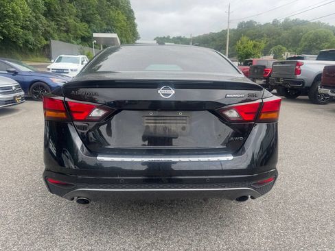 Used 2022 Nissan Altima 2.5 SR w/ Midnight Edition Package AWD/4WD image 5