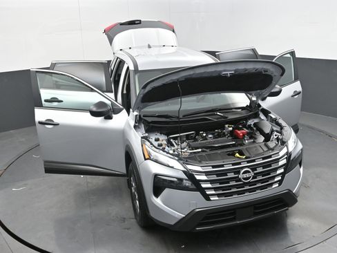 Certified 2025 Nissan Rogue S image 39