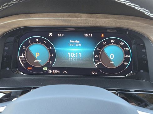 New 2026 Volkswagen Atlas SE image 13