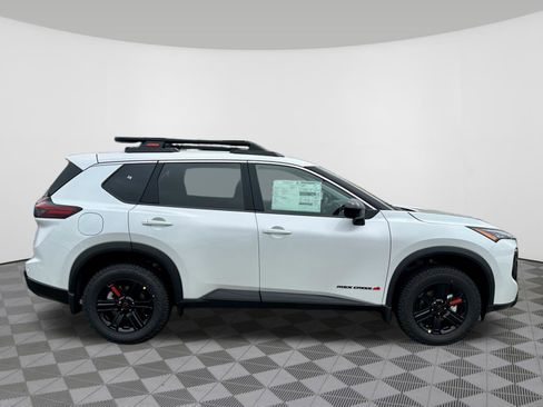New 2026 Nissan Rogue SV AWD/4WD image 5