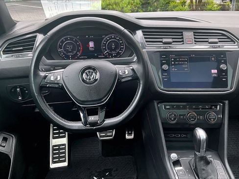 Used 2019 Volkswagen Tiguan SEL R-Line AWD/4WD image 6