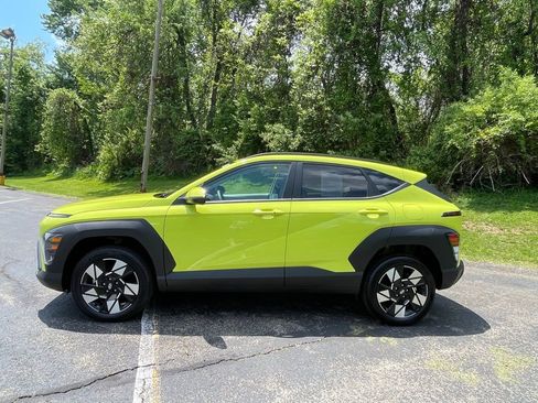 Used 2025 Hyundai Kona SEL AWD/4WD image 6