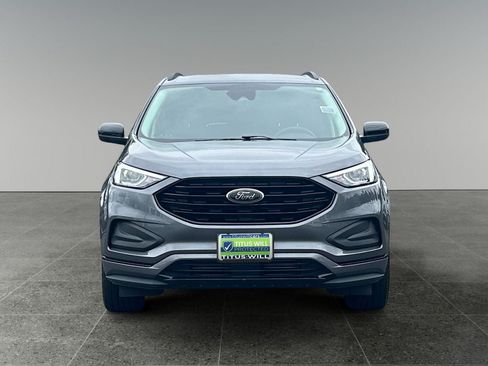 Used 2022 Ford Edge SE w/ Black Appearance Package AWD/4WD image 2