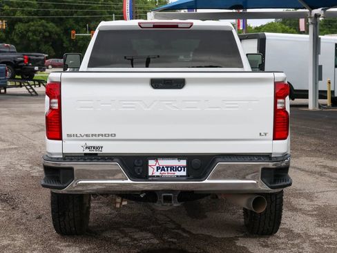 Used 2024 Chevrolet Silverado 2500 LT AWD/4WD image 27