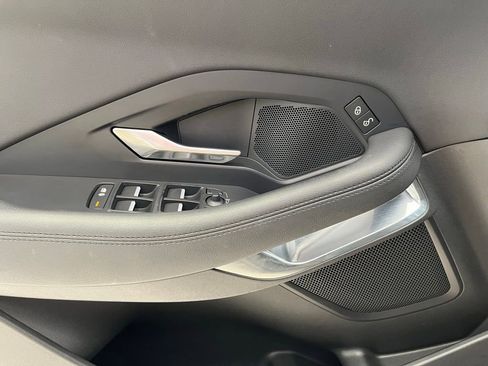 Used 2019 Jaguar E-PACE S AWD/4WD image 19