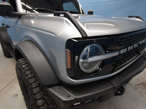 Used 2023 Ford Bronco Wildtrak AWD/4WD image 37