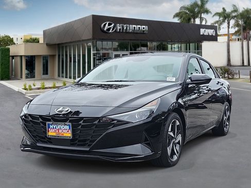 Certified 2023 Hyundai Elantra SEL w/ Convenience Package image 7