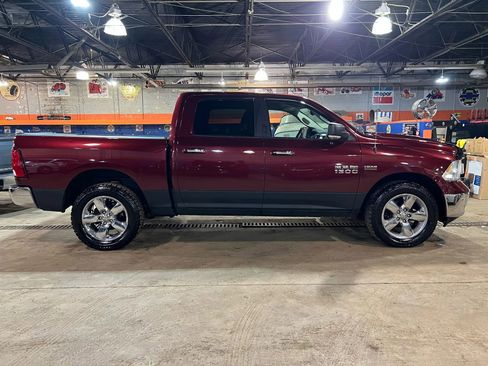 Used 2017 RAM 1500 Big Horn AWD/4WD image 2