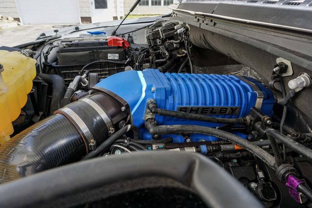 Used 2017 Ford F150 Lariat w/ Equipment Group 502A Luxury AWD/4WD image 16