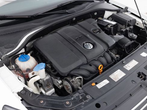 Used 2012 Volkswagen Passat 2.5 S image 34