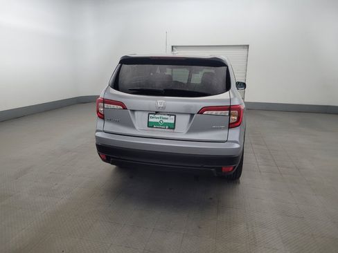 Used 2019 Honda Pilot LX image 7