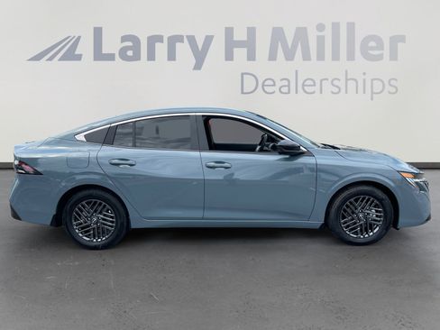 New 2026 Nissan Sentra SV w/ SV Convenience Package FWD image 6