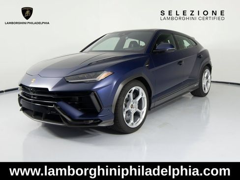 Used 2023 Lamborghini Urus Performante AWD/4WD image 1