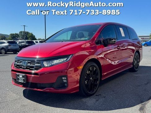 Used 2025 Honda Odyssey Sport-L image 3