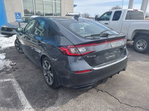 Used 2025 Honda Civic Sport Touring image 3